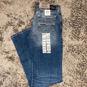 Brand new never worn mens m4 ariat Jeans